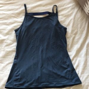 Nike dri-fit tank size small